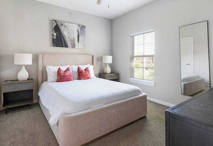 Mission Hill By  Landing