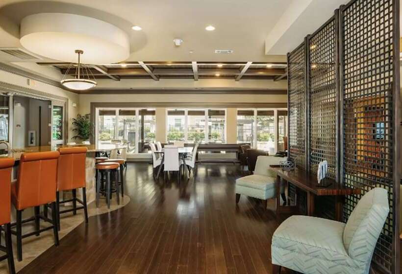 Mission Hill By  Landing