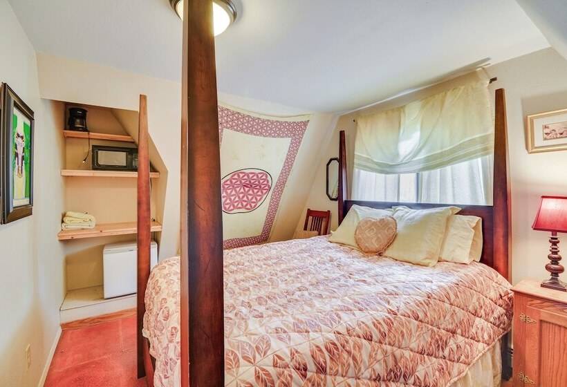 Mystical Crestone Home Near Great Sand Dunes!