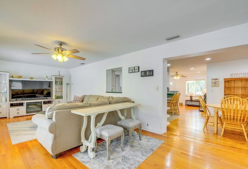 Ocala Retreat W/ Pool, Grill & Yard   Pets Welcome