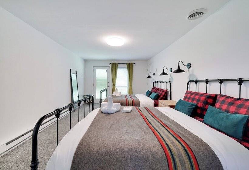 Paradise Retreat By Avantstay Pool, Hot Tub, & Game Room!