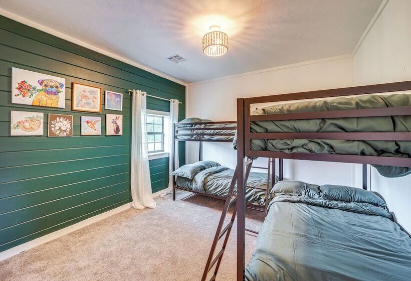 Peaceful Vinita Home W/ Fire Pit: 11 Mi To Lake!