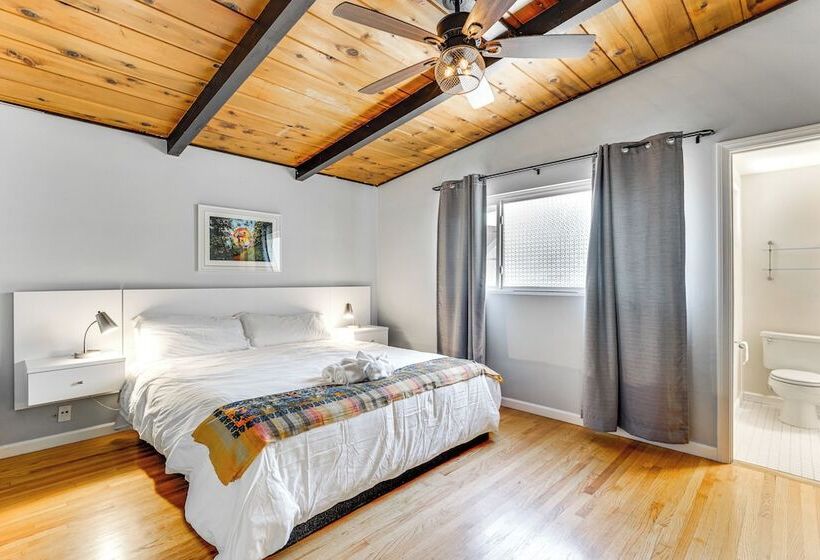 Peaceful Vista House W/ Gas Grill: 1 Mi To Dtwn!