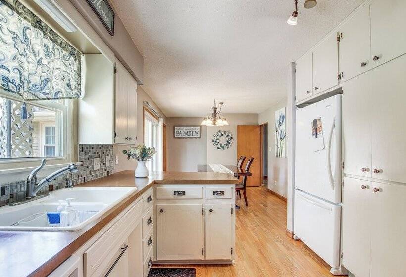 Walk To Park: Waterloo Home W/ Furnished Deck