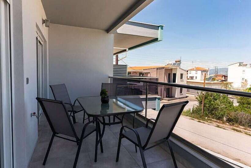 ペンション Aura Apartments