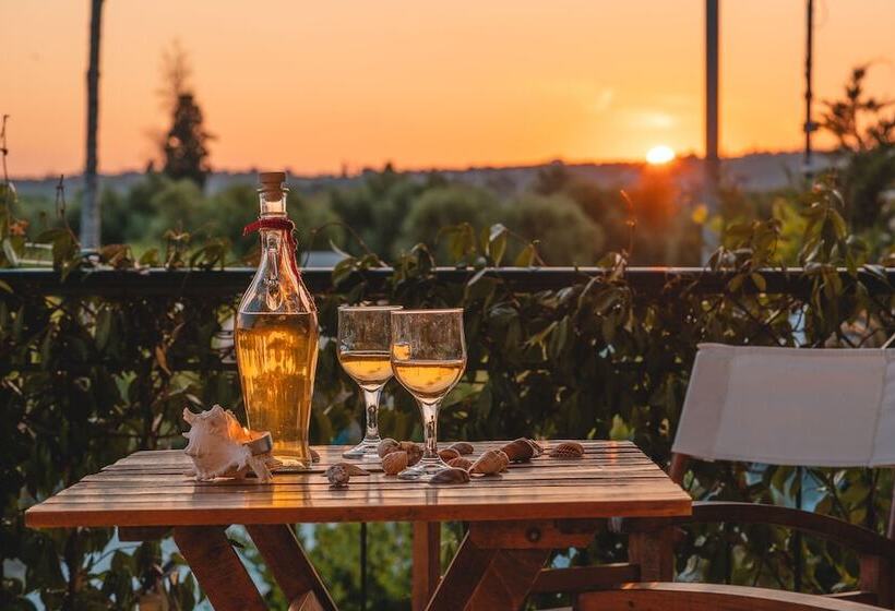 פנסיון Cavo Gallo Sea Houses