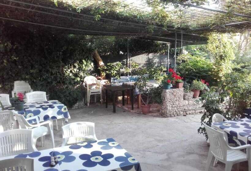 펜션 Guest House Green Corner Supetarska Draga