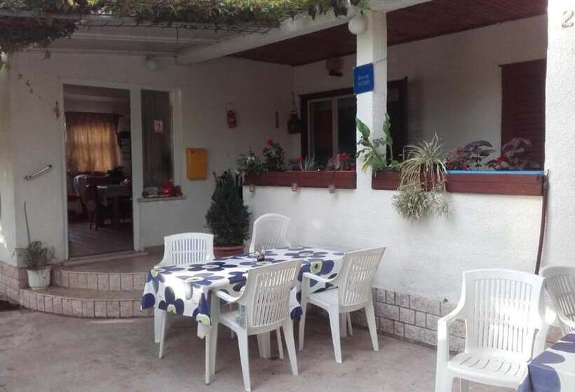 펜션 Guest House Green Corner Supetarska Draga