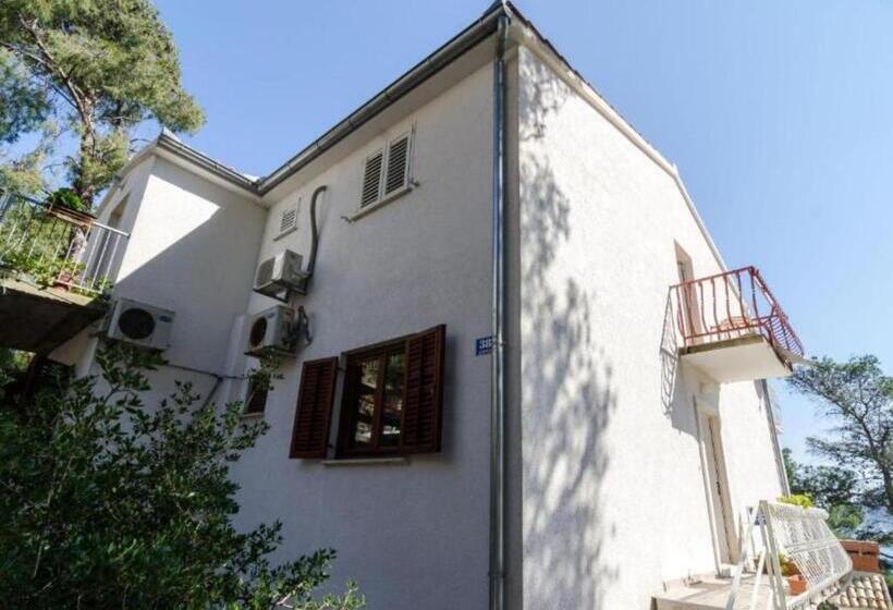 بنسيون Guest House Sobra 38