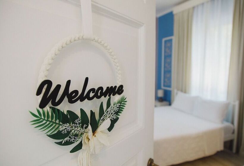 Пансион Iris  Garden Rooms