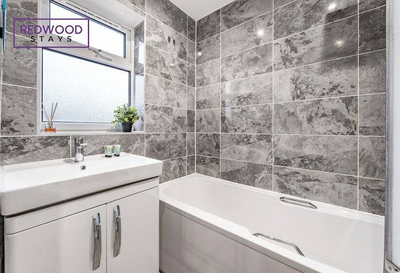 膳宿费 Kingston Road House By Redwood Stays