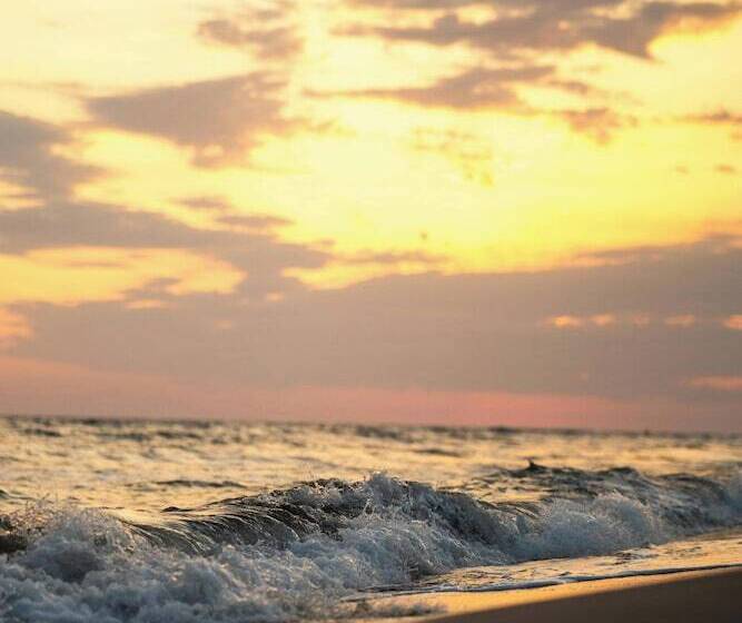 پانسیون Room In Guest Room Viareggio Old Style Sea View