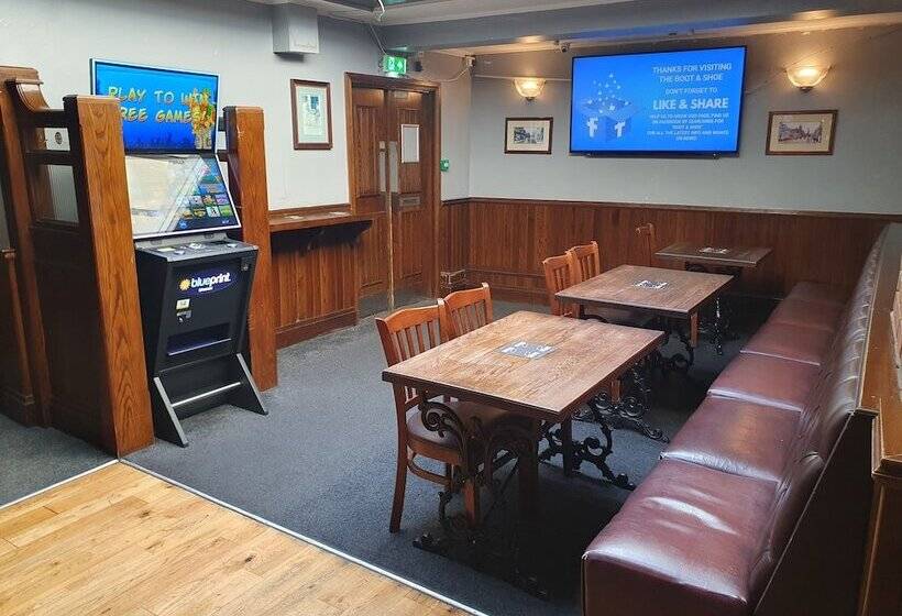 ペンション Rooms At The Boot And Shoe