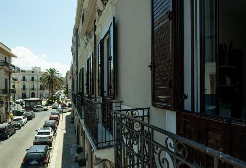 پانسیون The Dome Guest House