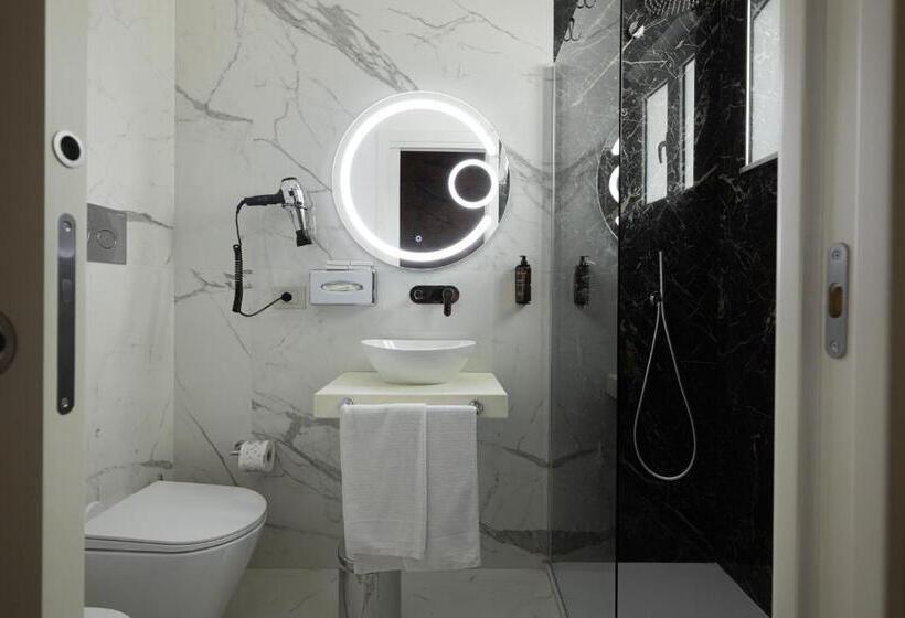 پانسیون The Dome Guest House