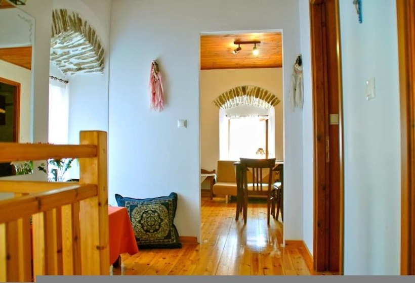 פנסיון Xirafis Apartments