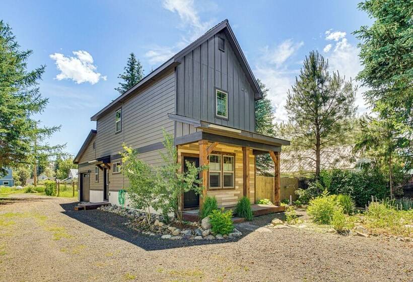Charming Donnelly Home   1 Mi To Lake Cascade!