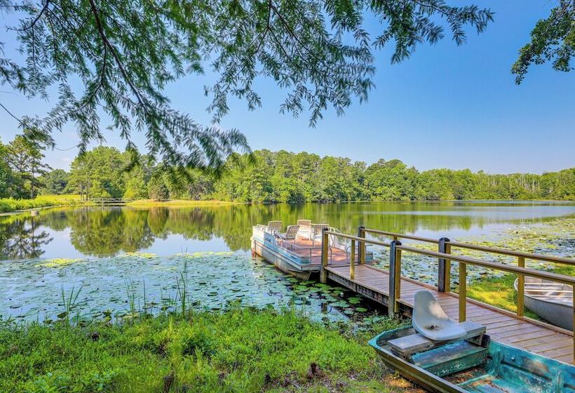 Pet Friendly Ehrhardt Home W/ Private Pond & Yard!