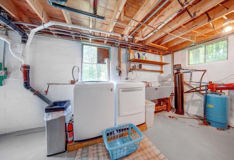 Pet Friendly Espyville Home W/ Yard & Fire Pit!