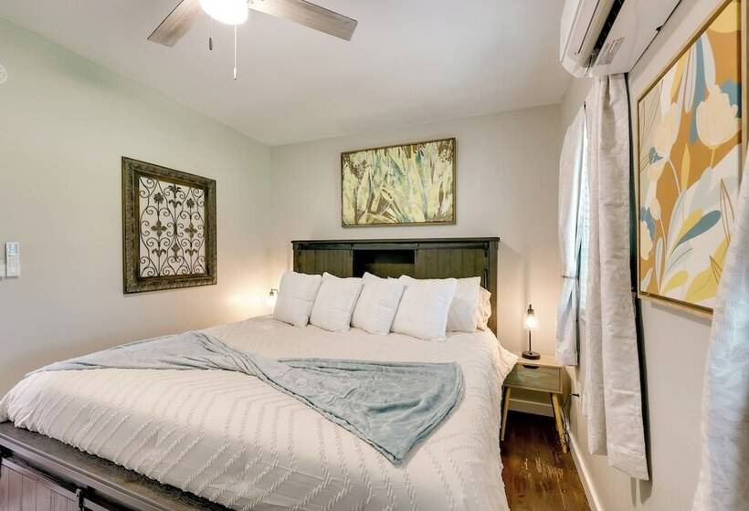 Pet Friendly Home, Near Hot Springs National Park!