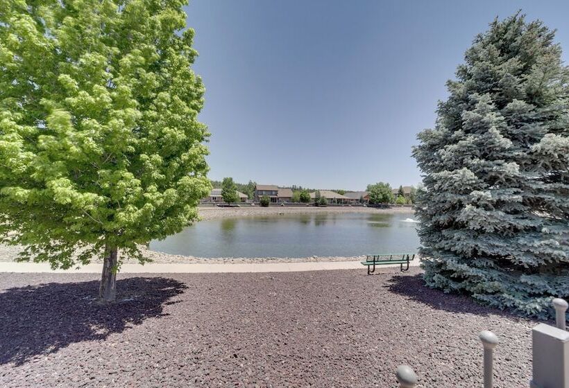 12 Mi To Flagstaff: Pet Friendly Home W/ Sunroom!