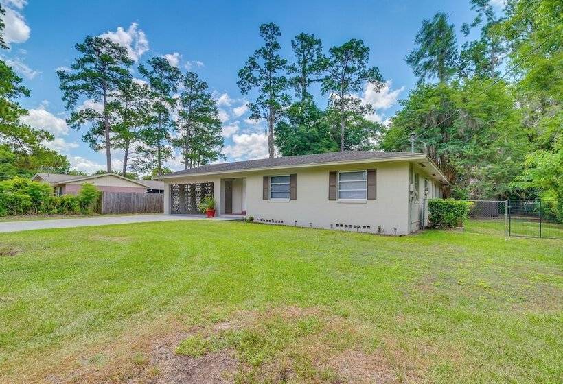 Pet Friendly Ocala Home W/ Pool & Fenced In Yard!
