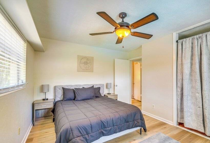 Pet Friendly Ocala Home W/ Pool & Fenced In Yard!