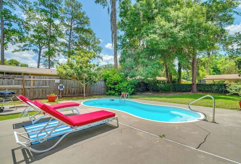 Pet Friendly Ocala Home W/ Pool & Fenced In Yard!