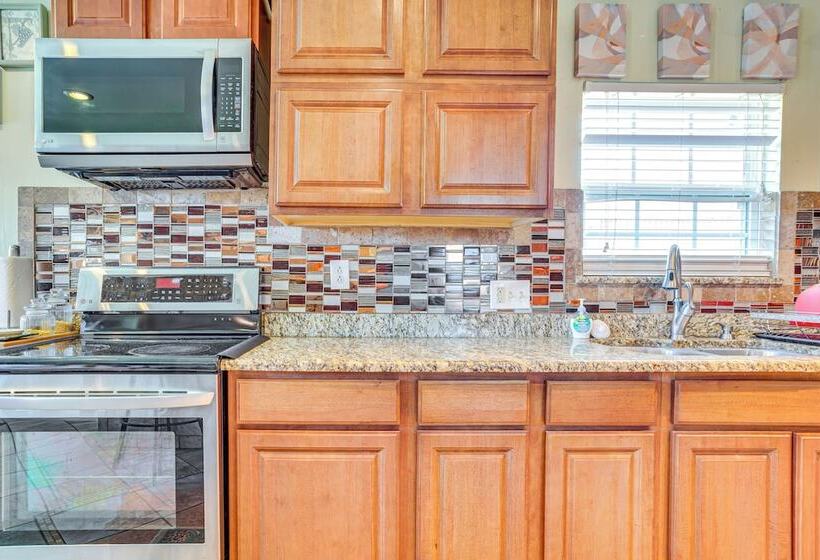 Pet Friendly Oklahoma City Home W/ Fenced Yard