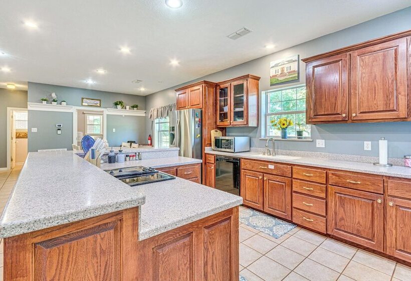 Pet Friendly Vilonia Home W/ Fenced Yard & Grill!