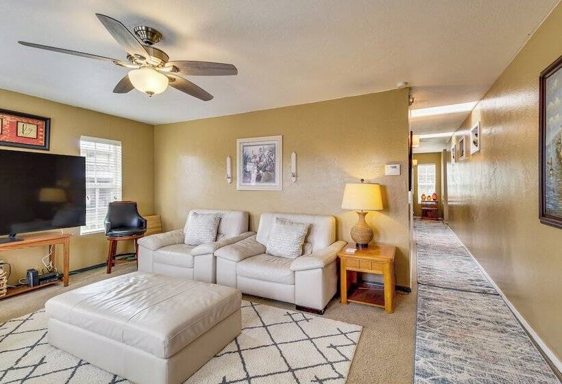 Pinetop Cabin W/ Private Fire Pit & Mountain Views