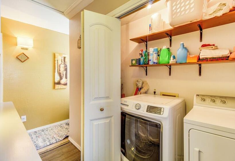 Pinetop Cabin W/ Private Fire Pit & Mountain Views