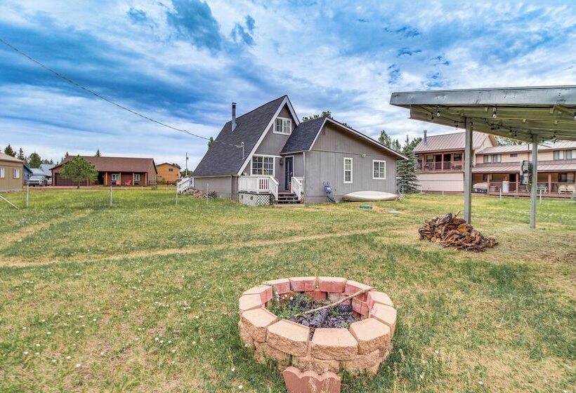 Pinetop Cabin W/ Private Fire Pit & Mountain Views
