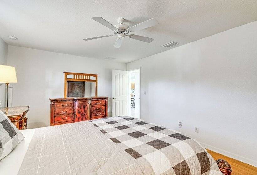 Port Charlotte Home ~ 3 Mi To Beach & Harbor!