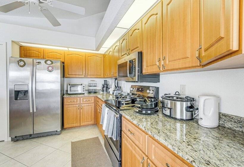 Port Charlotte Home ~ 3 Mi To Beach & Harbor!