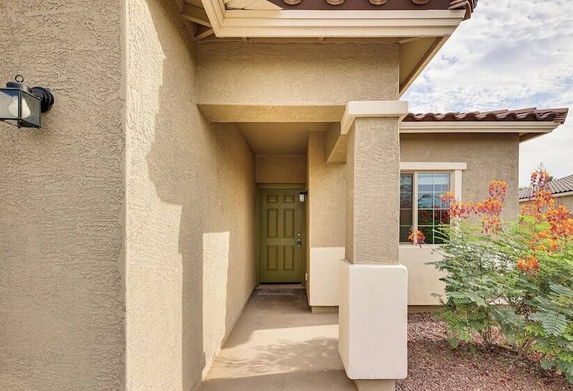 Quiet Casa Grande House Next To Villago Park!