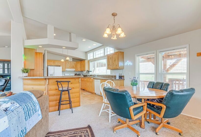 Remote Kingston Cabin W/ Mtn Views: Fish & Atv!