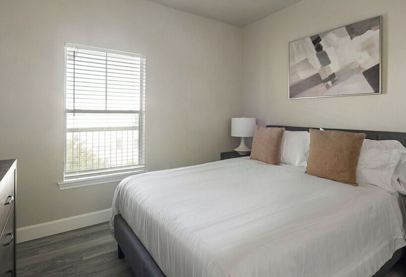 Residences At River Park West By  Landing