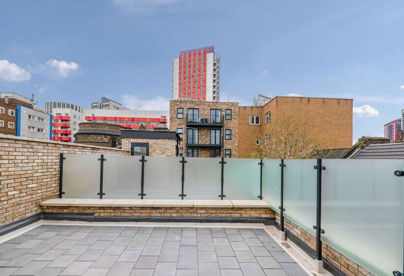 דירת נופש Guest Ready Oak Crescent City House, London, E14