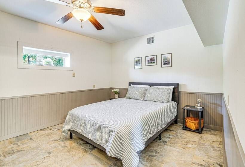 Riverfront Home W/ Boat Launch In Jefferson