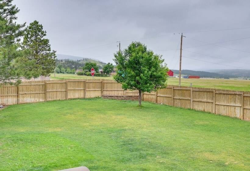 Roomy Piedmont Home W/ Yard < 14 Mi To Sturgis!