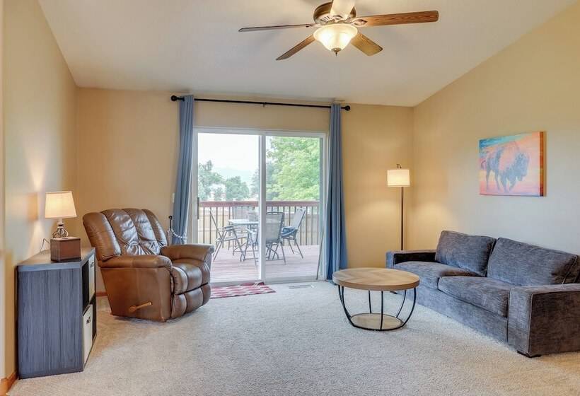 Roomy Piedmont Home W/ Yard < 14 Mi To Sturgis!