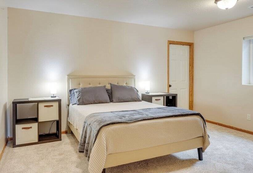 Roomy Piedmont Home W/ Yard < 14 Mi To Sturgis!