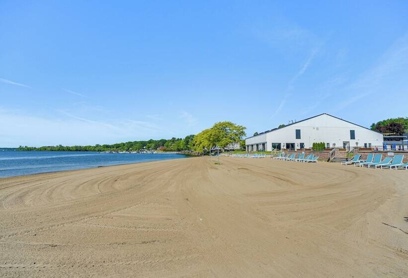 Saratoga Lake Retreat < 5 Mi To Horse Races & Golf