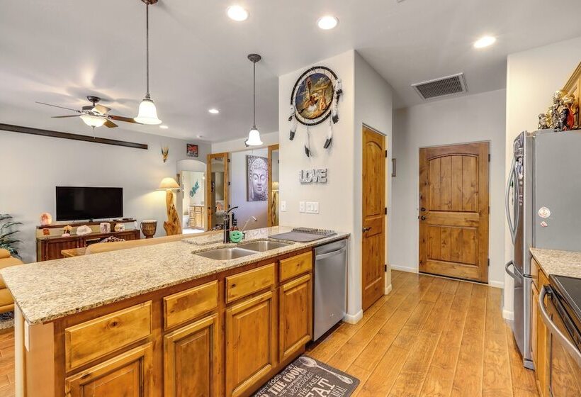 Sedona Home W/ Fire Pit, Near Slide Rock Park!