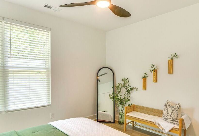 Sleek Tennessee Retreat: 2 Mi To Center Hill Lake!