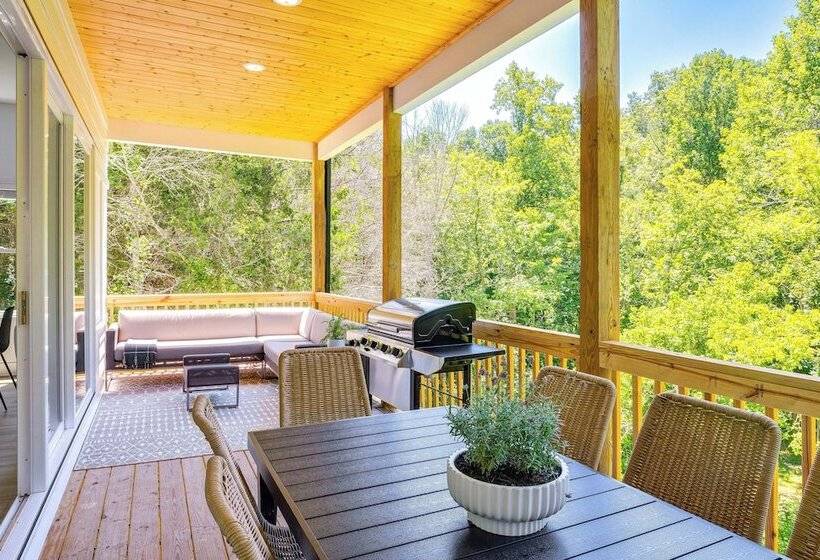 Sleek Tennessee Retreat: 2 Mi To Center Hill Lake!