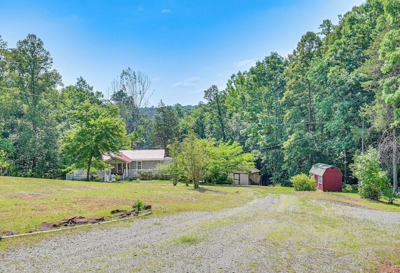 Smith Mountain Lake Cottage W/ Dock + Fire Pit!