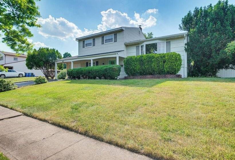 Somerset Home W/ Large Yard Near Parks & Trails