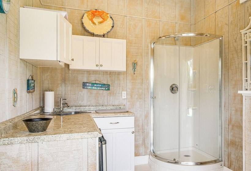 Spacious Bay St Louis Home   1/2 Mi To Old Town!